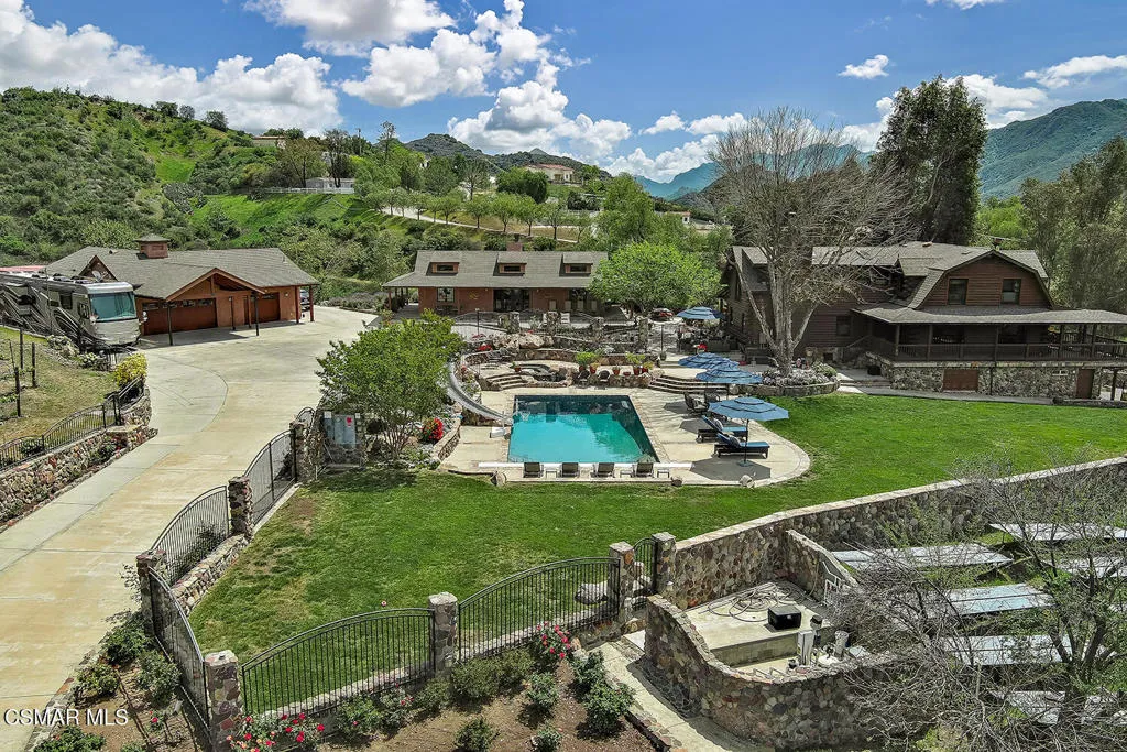 3030 Triunfo Canyon Road, Agoura Hills, California 91301, 3 Bedrooms Bedrooms, ,3 BathroomsBathrooms,Residential,For Sale,Triunfo Canyon,225002011