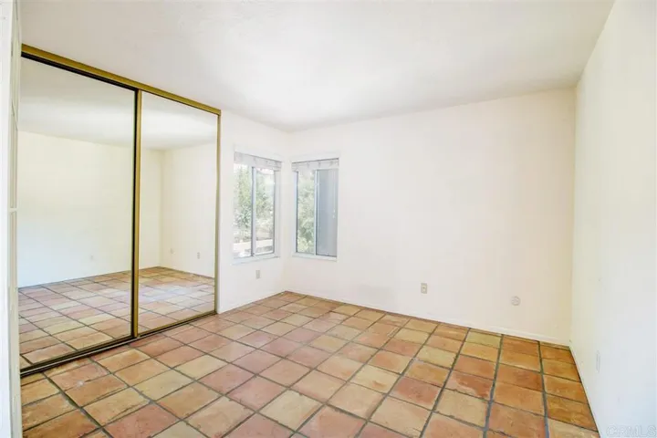930 Via Mil Cumbres 106, Solana Beach, California 92075