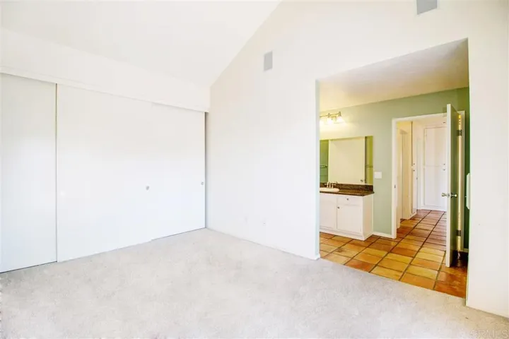930 Via Mil Cumbres 106, Solana Beach, California 92075