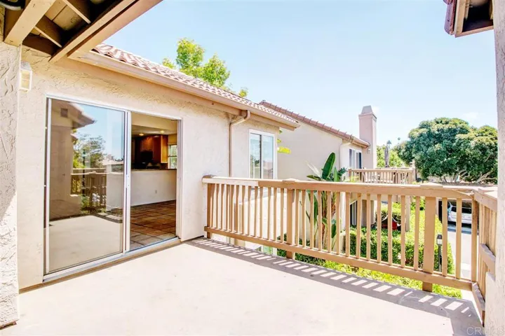 930 Via Mil Cumbres 106, Solana Beach, California 92075