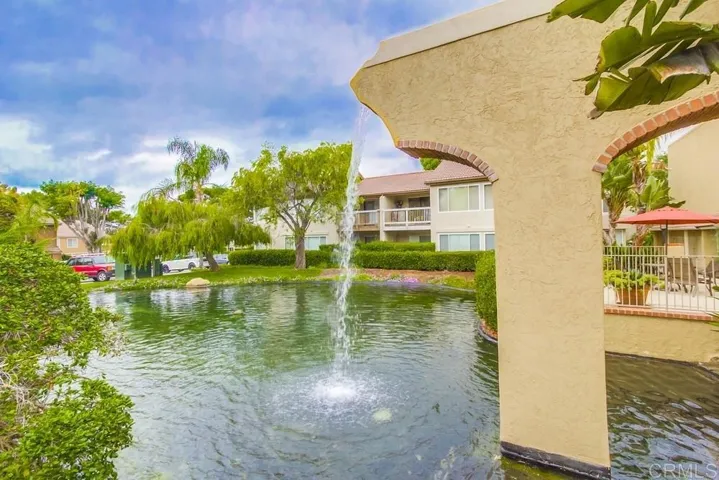 930 Via Mil Cumbres 106, Solana Beach, California 92075