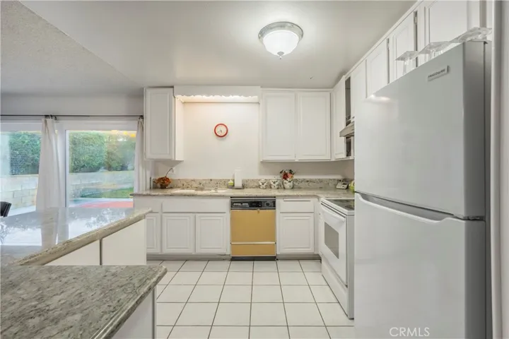 2075 Country Canyon Road, Hacienda Heights, California 91745