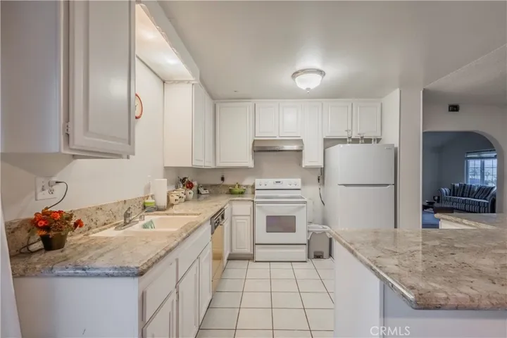 2075 Country Canyon Road, Hacienda Heights, California 91745