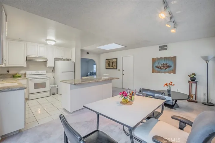 2075 Country Canyon Road, Hacienda Heights, California 91745