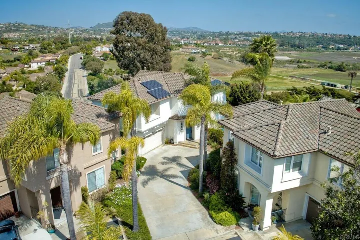 1695 Robin Place, Carlsbad, California 92011