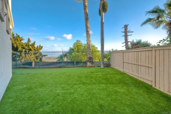 1695 Robin Place, Carlsbad, California 92011