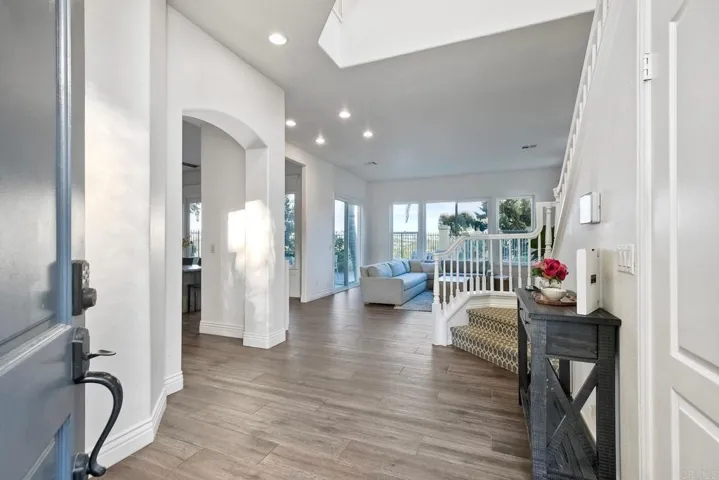 1695 Robin Place, Carlsbad, California 92011