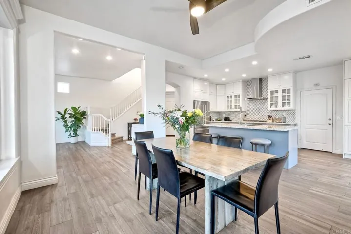 1695 Robin Place, Carlsbad, California 92011