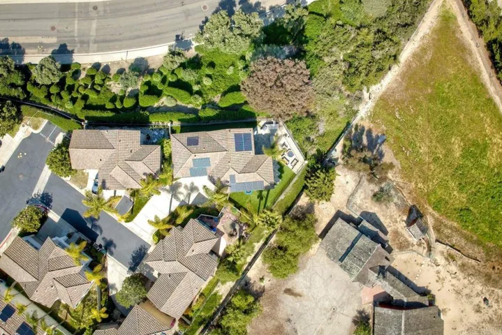 1695 Robin Place, Carlsbad, California 92011