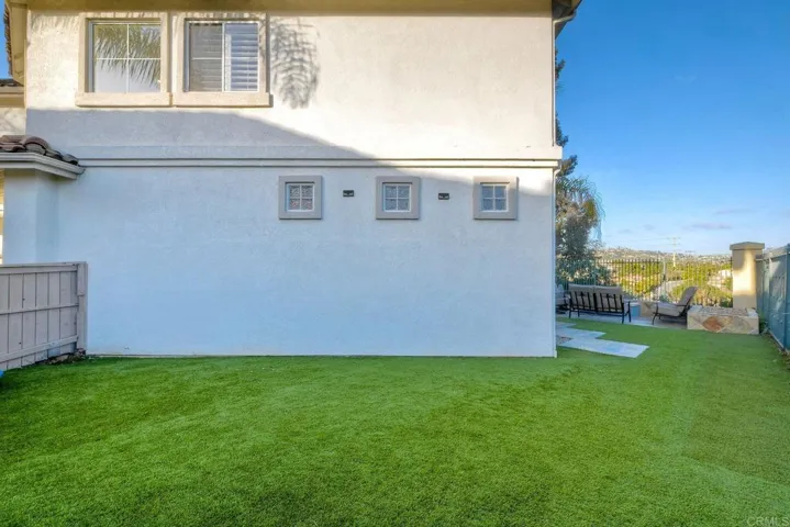 1695 Robin Place, Carlsbad, California 92011