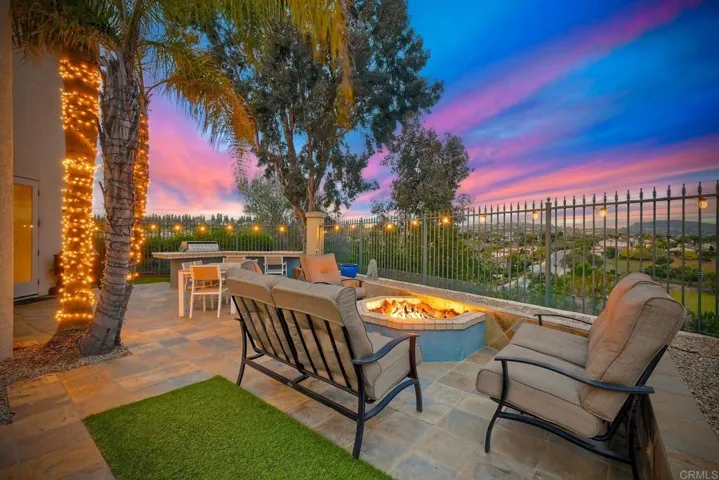 1695 Robin Place, Carlsbad, California 92011