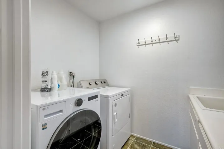 1695 Robin Place, Carlsbad, California 92011