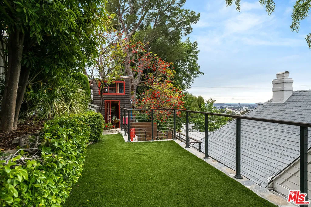 2620 Rutherford Drive, Los Angeles, California 90068 home-pic-17