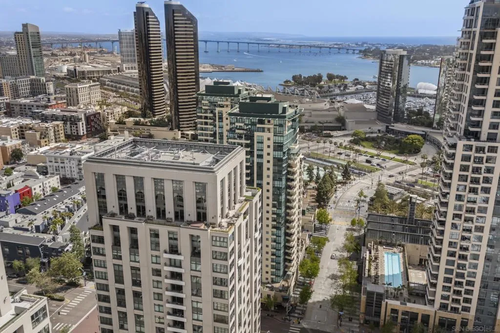 645 Front St. 710, San Diego, California 92101 home-pic-26