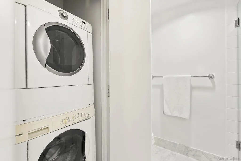 645 Front St. 710, San Diego, California 92101 home-pic-18