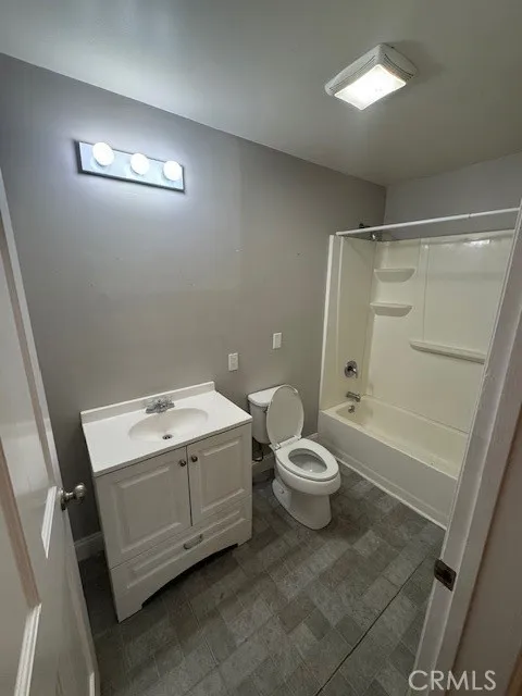 15258 La Valle Street, Sylmar, California 91342 home-pic-9