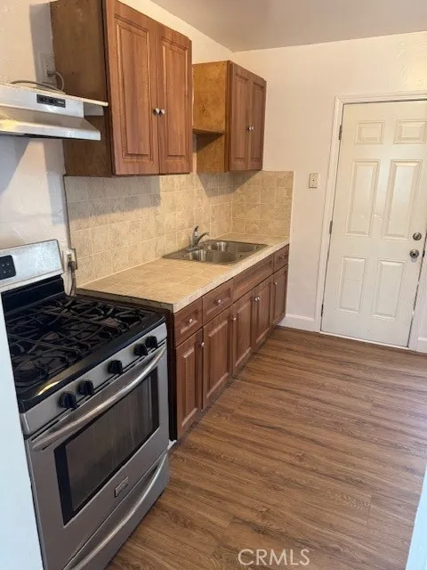 15258 La Valle Street, Sylmar, California 91342 home-pic-6