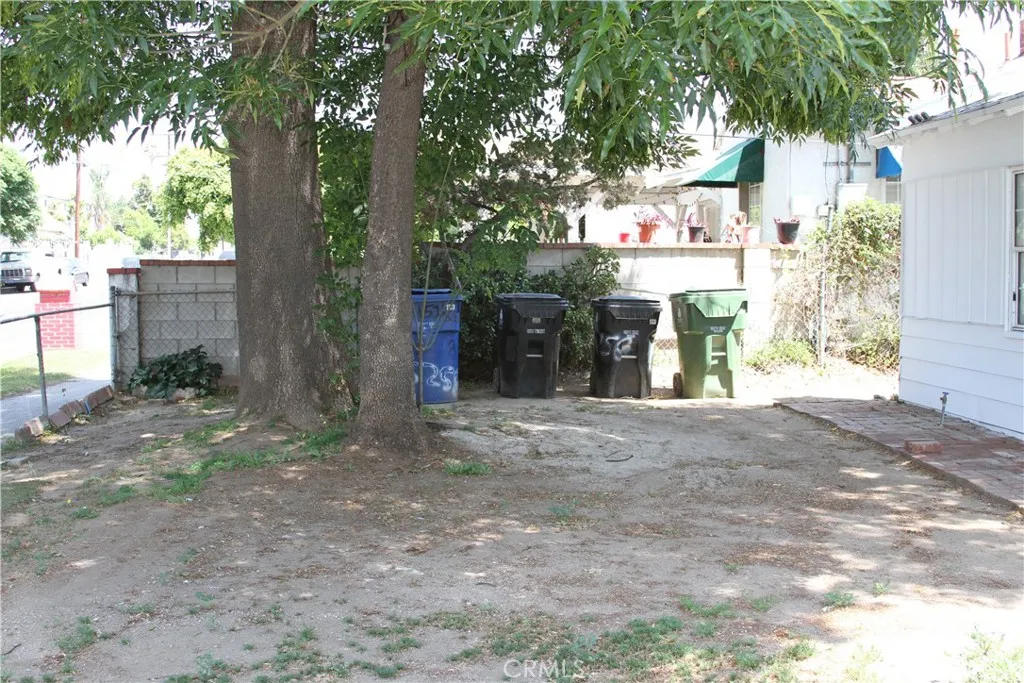 15258 La Valle Street, Sylmar, California 91342 home-pic-3