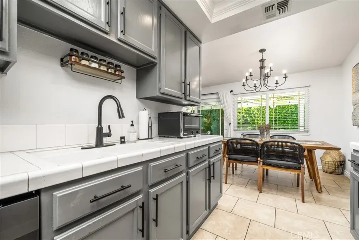 919 Shady Lane, Glendora, California 91740