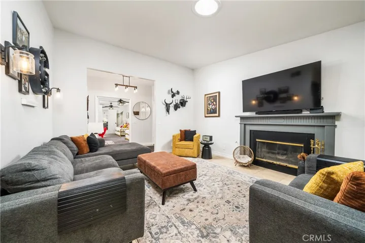 919 Shady Lane, Glendora, California 91740