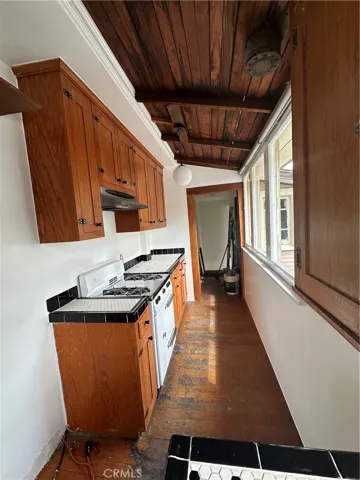 galley kitchen full view