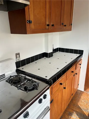 Counter Kitchen
