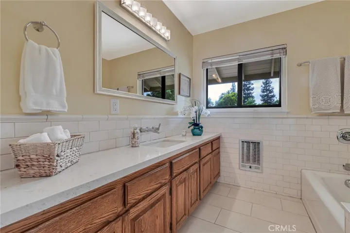 9924 Hallack Avenue, Northridge, California 91324