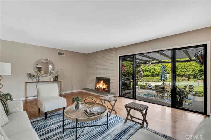9924 Hallack Avenue, Northridge, California 91324