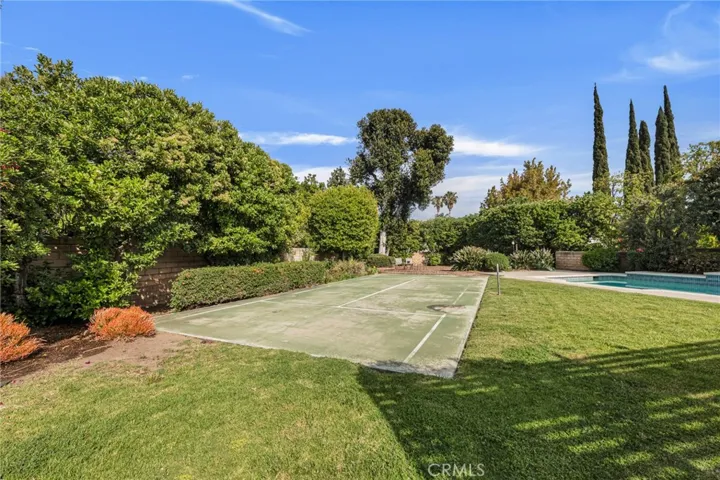 9924 Hallack Avenue, Northridge, California 91324