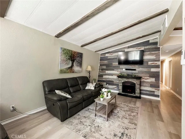27500 State Highway 189 14, Lake Arrowhead, California 92352