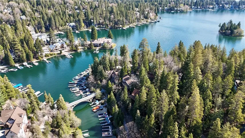 27500 State Highway 189 14, Lake Arrowhead, California 92352