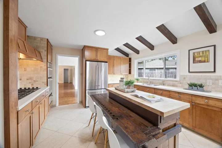 17 Willow Lane, Belmont, California 94002