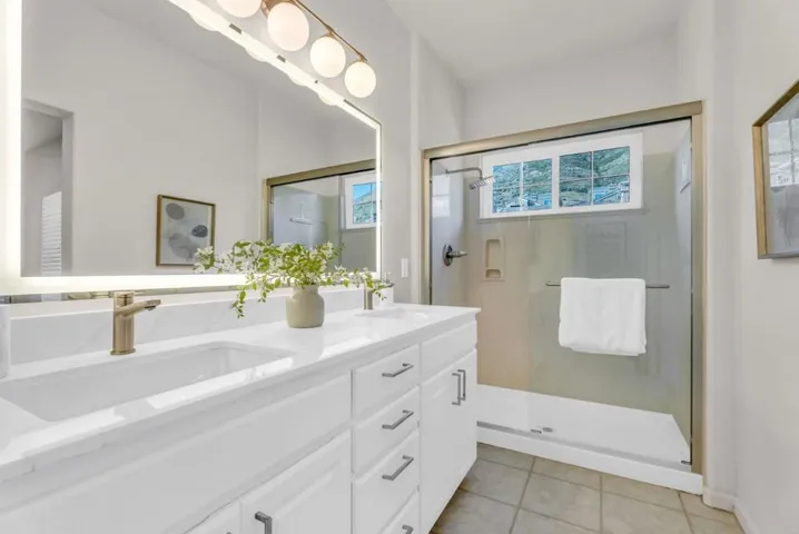 13 Baycrest Way, South San Francisco, California 94080
