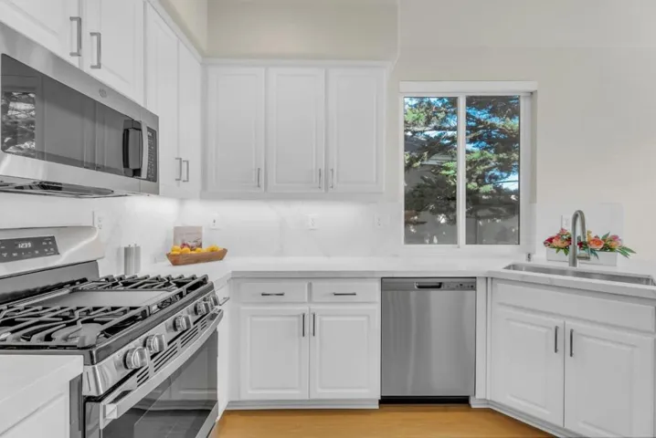 13 Baycrest Way, South San Francisco, California 94080