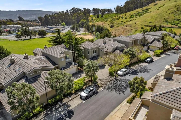 13 Baycrest Way, South San Francisco, California 94080