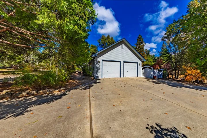 51192 Bon Veu Dr, Oakhurst, California 93644