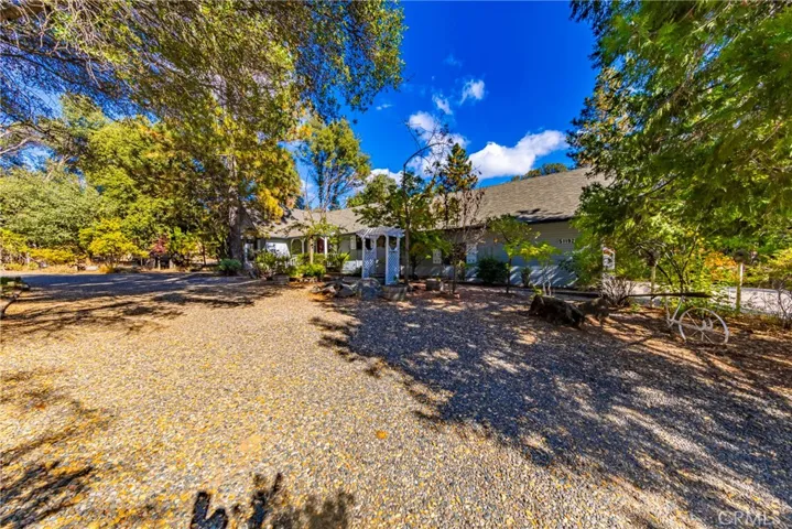 51192 Bon Veu Dr, Oakhurst, California 93644