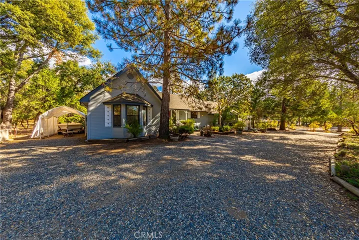 51192 Bon Veu Dr, Oakhurst, California 93644