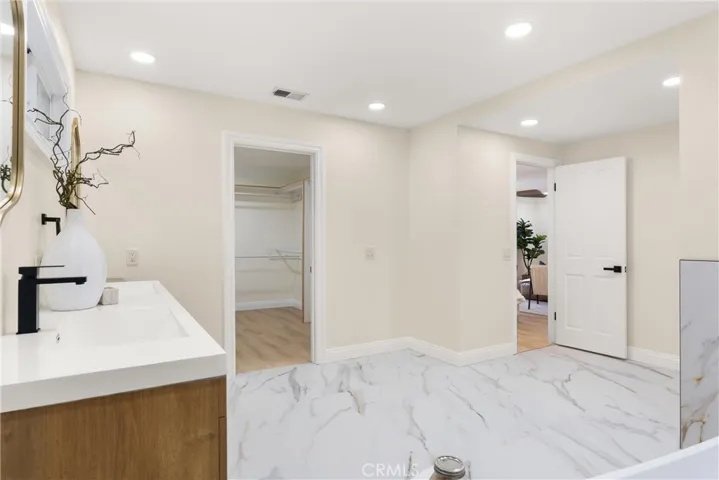21031 Calle Matorral, Lake Forest, California 92630