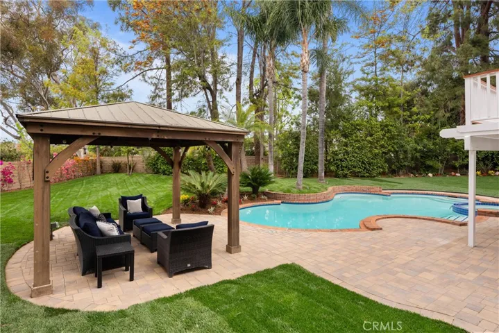 21031 Calle Matorral, Lake Forest, California 92630
