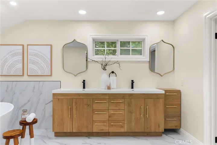 21031 Calle Matorral, Lake Forest, California 92630