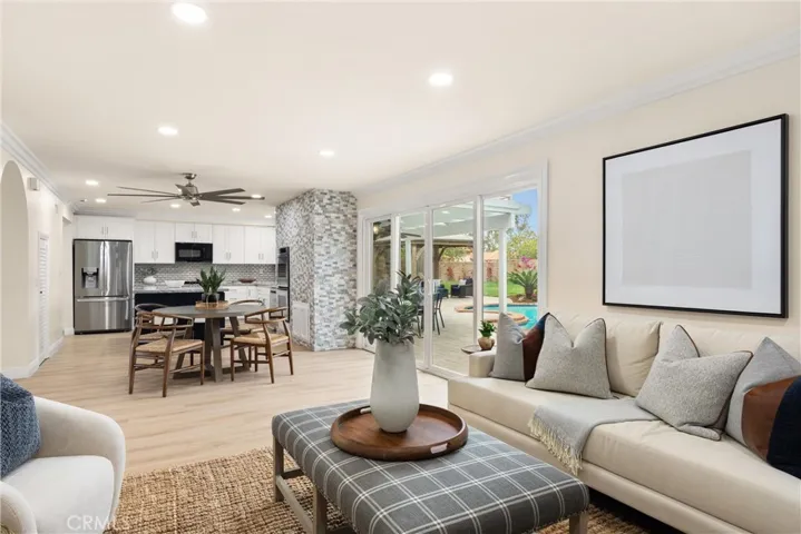 21031 Calle Matorral, Lake Forest, California 92630