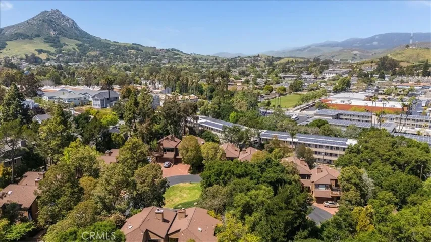 Close to shopping and Cal Poly