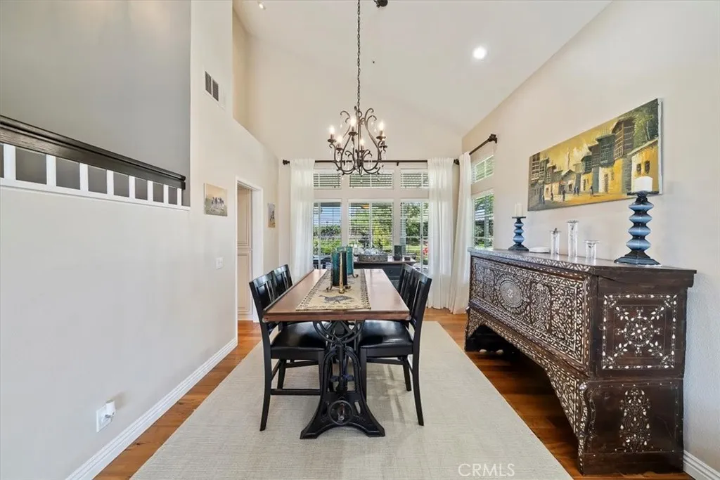 7844 Eastgate Court, Riverside, California 92506 home-pic-16