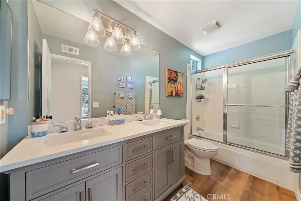 7844 Eastgate Court, Riverside, California 92506 home-pic-34