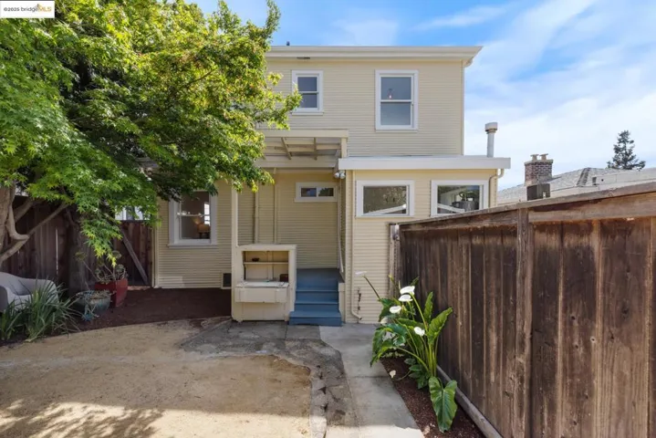 4468 Tulip Ave, Oakland, California 94619