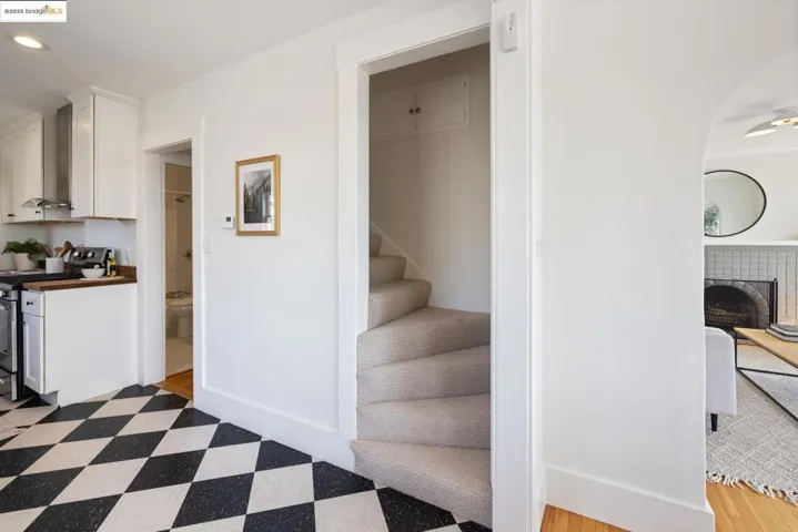 4468 Tulip Ave, Oakland, California 94619