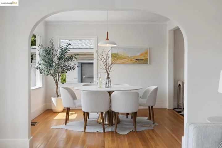 4468 Tulip Ave, Oakland, California 94619