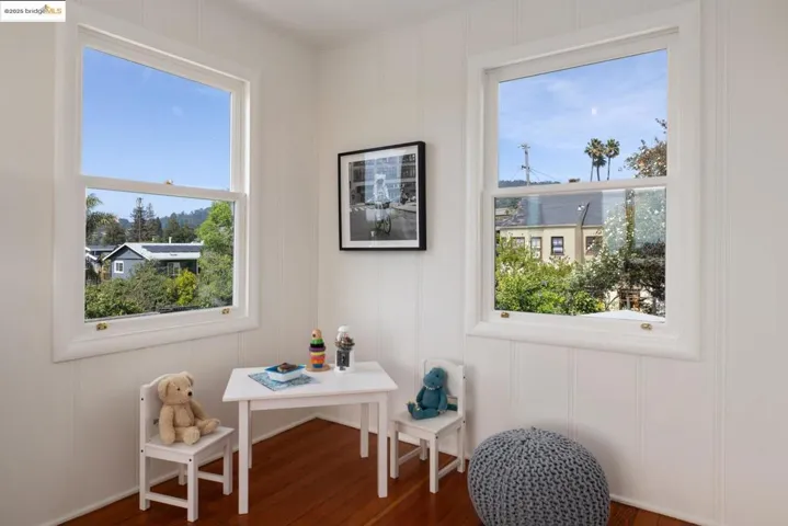 4468 Tulip Ave, Oakland, California 94619