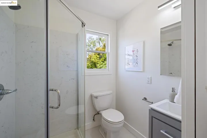 4468 Tulip Ave, Oakland, California 94619